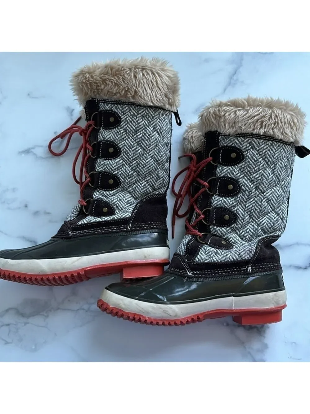 Khombu Arielle Tweed Lace Up Boot Brown Faux Fur Collar Size 7